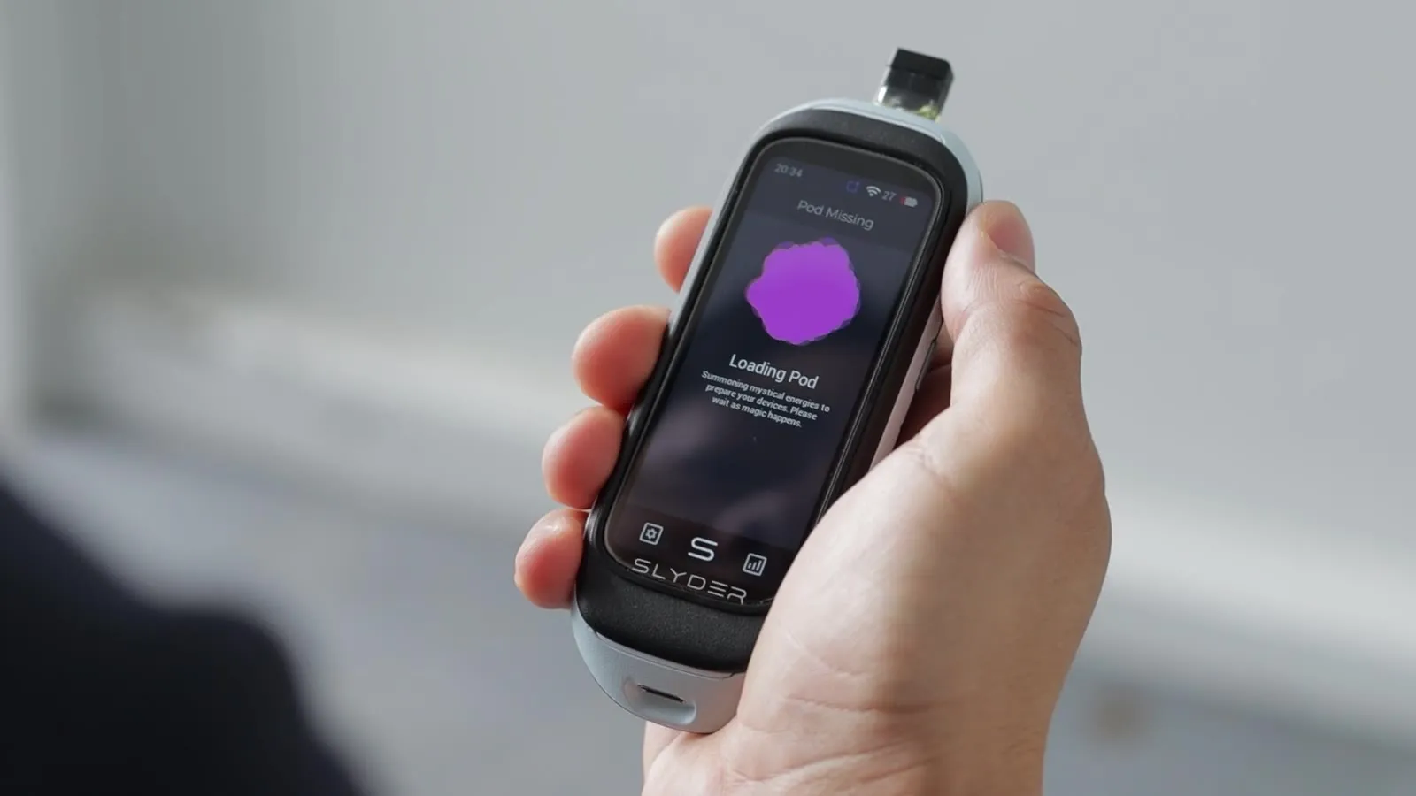 Slyder Pro reading a Smart Pod, with Loading Pod on the screen